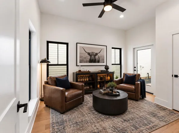 515 E 4th St, Houston, TX 77007