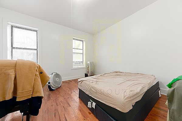 1st image of 401 E 21st St APT B5