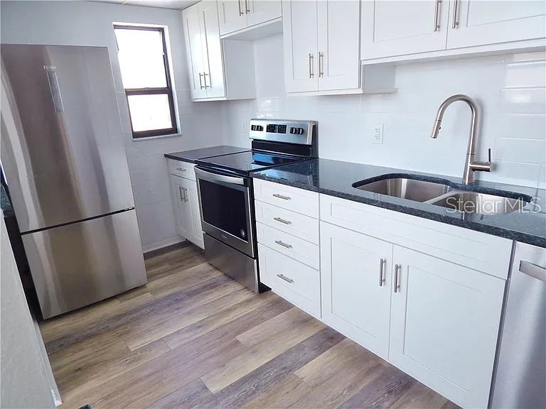 300 Woodette Dr #605A — Photo 26