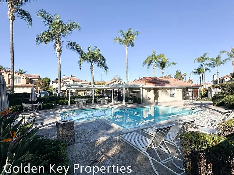 410 Ferrara Way — Photo 20