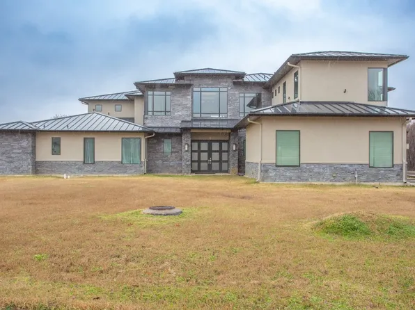 6 Garden Ln, Dalworthington Gardens, TX 76016