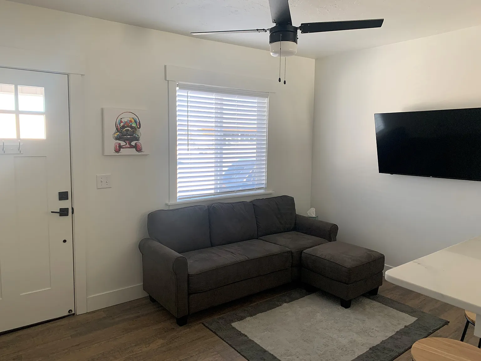1799 Curtis Ave — Photo 3