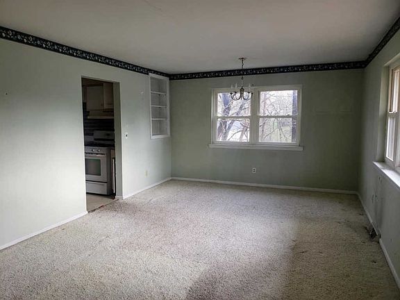 4th image of 339 Anders Ct