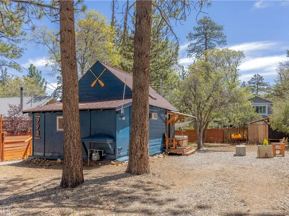 793 Los Angeles Ave, Sugarloaf, CA 92386