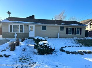 850 Radio Rd, Little Egg Harbor, NJ 08087