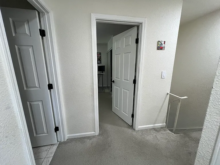 3706 Oxford Cmn — Photo 16