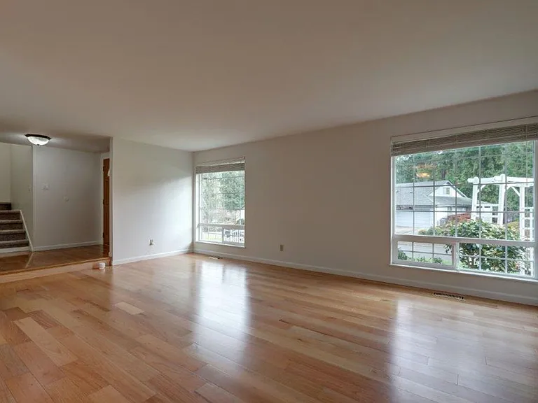 2615 169th Ave NE — Photo 4