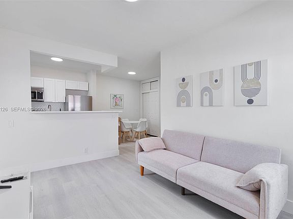 5th image of 1228 Pennsylvania Ave APT 7