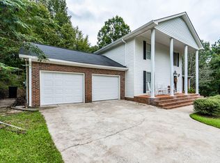 311 Lakeridge Ct, Macon, GA