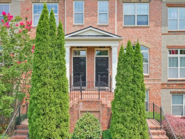 7180 Glisten Ave, Sandy Springs, GA 30328