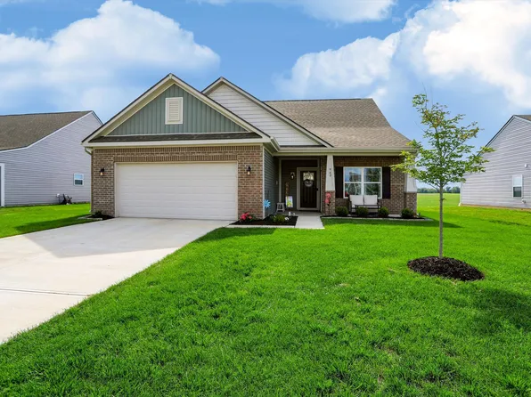 940 Borealis Dr, Franklin, IN 46131