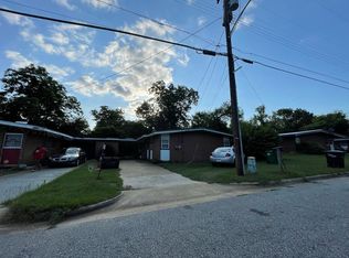 1962 S Riverview Cir, Albany, GA 31705