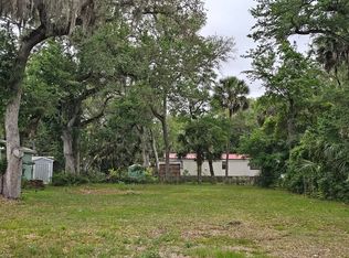 11 Malacompra Rd, Palm Coast, FL 32137