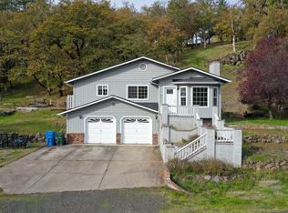 344 Rene Dr, Shady Cove, OR 97539