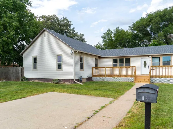 119 E 19th St, South Sioux City, NE 68776