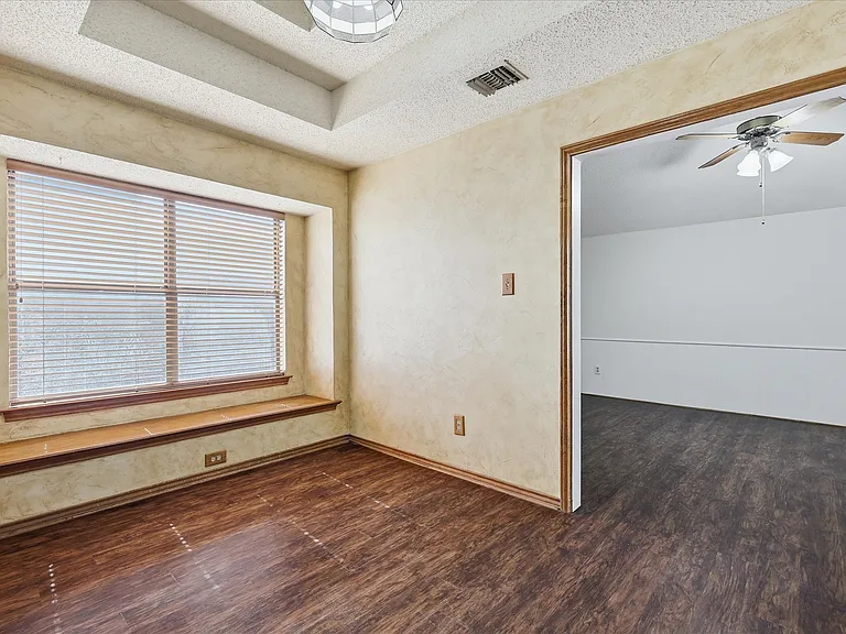 1774 Clydesdale Dr — Photo 12