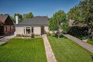 1st image of 625 S Reese Pl