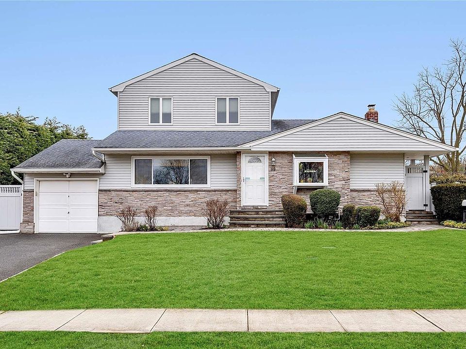 1st image of 99 Florence Drive
