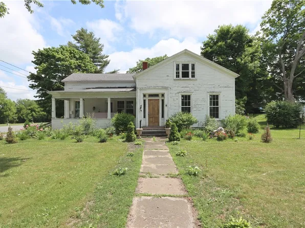16 S Main St, Adams, NY 13605