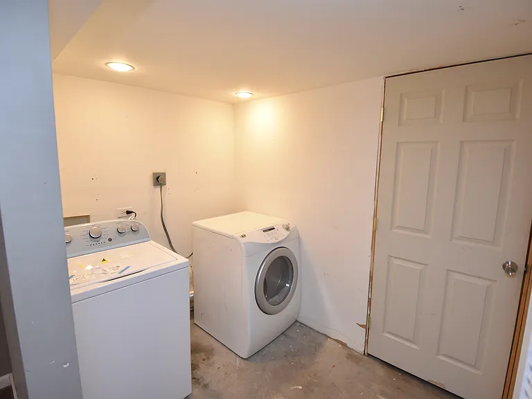 4642 Bittercreek Dr — Photo 10