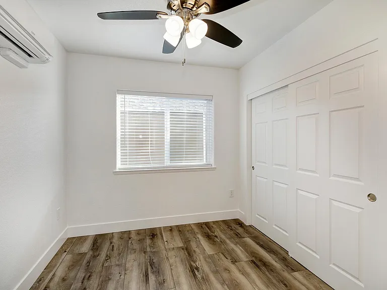 same bedroom, different view