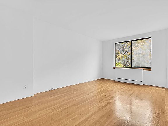 2nd image of 414 W 54th St APT 4E