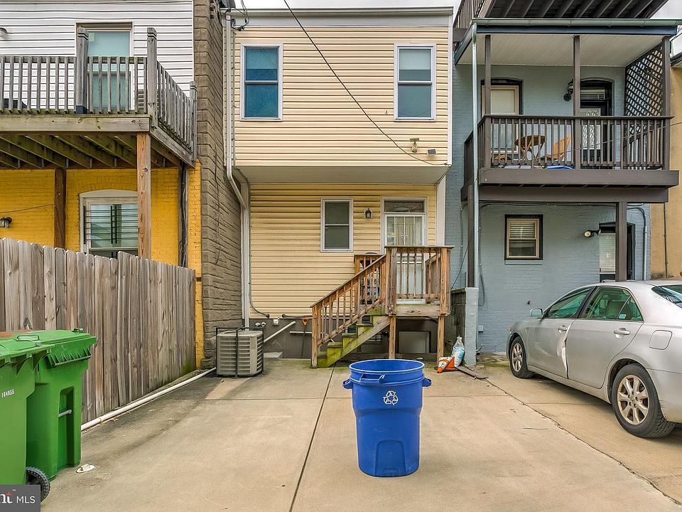 2nd image of 3016 E Baltimore St
