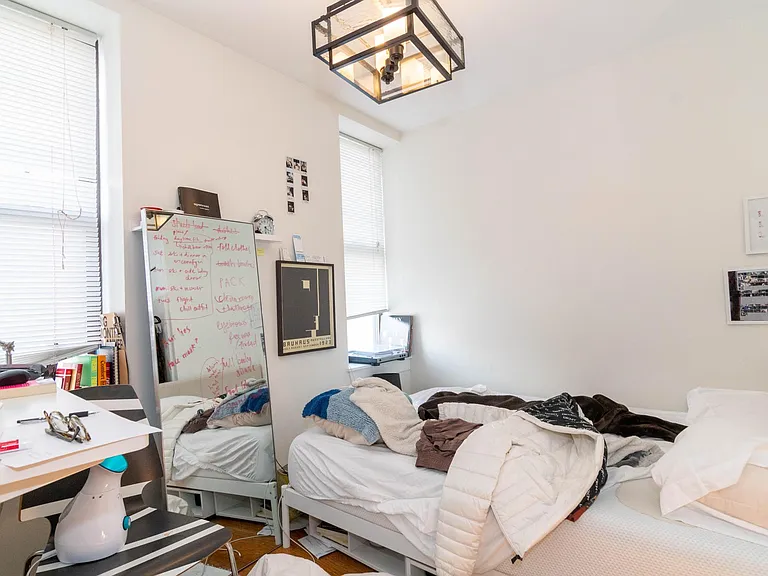 216 Freeman St — Photo 17