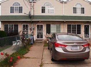 327 Narrows Rd N, Staten Island, NY 10305