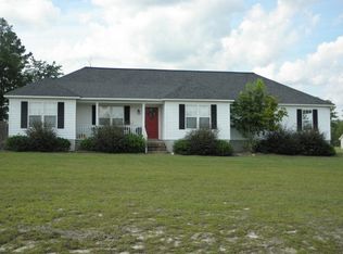 103 Tripps Ln, Fitzgerald, GA 31750