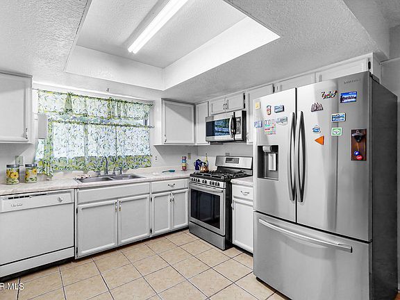 4th image of 2909 Brady Pl