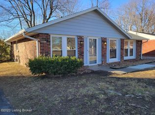 5610 Riata Ct, Louisville, KY 40218