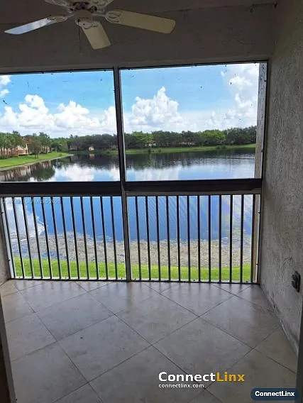 704 NW 92nd Ave