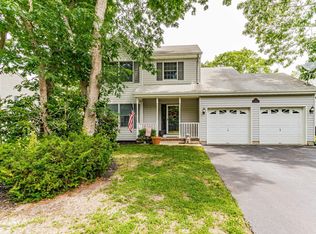 213 Lazy Oak Ln, Manahawkin, NJ 08050