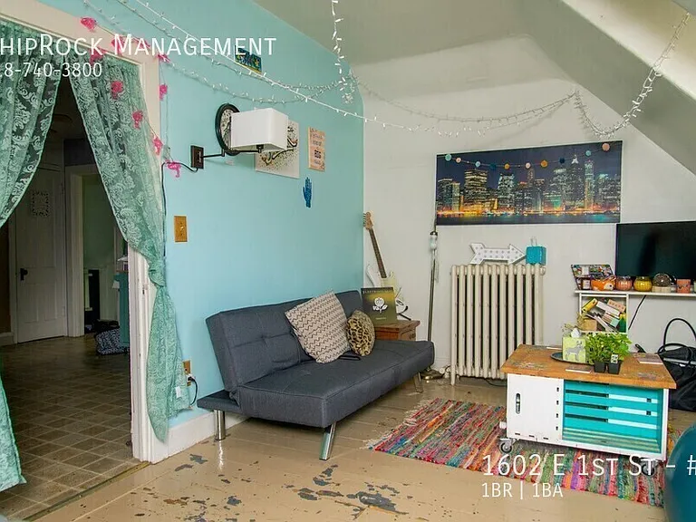 1602 E 1st St #5 — Photo 11