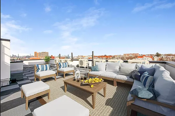 Rented by Rumah Realty Inc | media 19