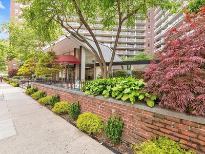 6115 97th St APT 12A, Rego Park, NY, 11374