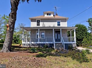 27 Walkern Rd, Essex, MD 21221