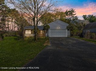 12350 W Greenfield Rd, Lansing, MI 48917