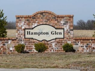 2 Hook Pond Way, Troy, IL 62294