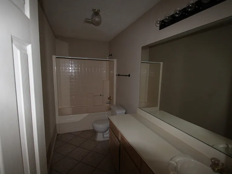 11900 Port Rd — Photo 19