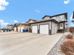 87 N Vista Close SE, Medicine Hat, AB T1B0C5