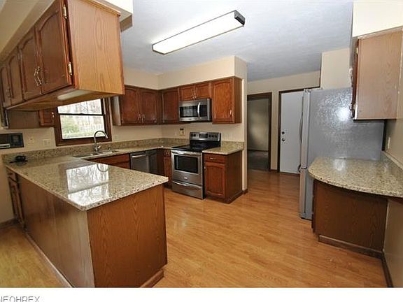 2nd image of 1114 Crossbow Cir