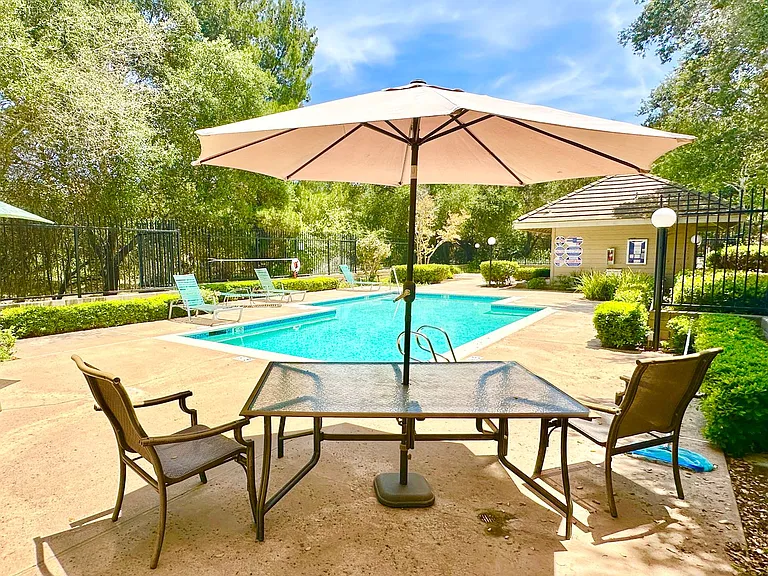 4129 Los Padres Dr — Photo 46