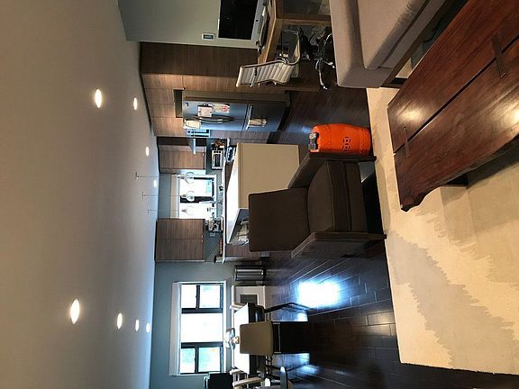 3rd image of 5101 61st St