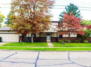 2427 11th St, Cuyahoga Falls, OH 44221