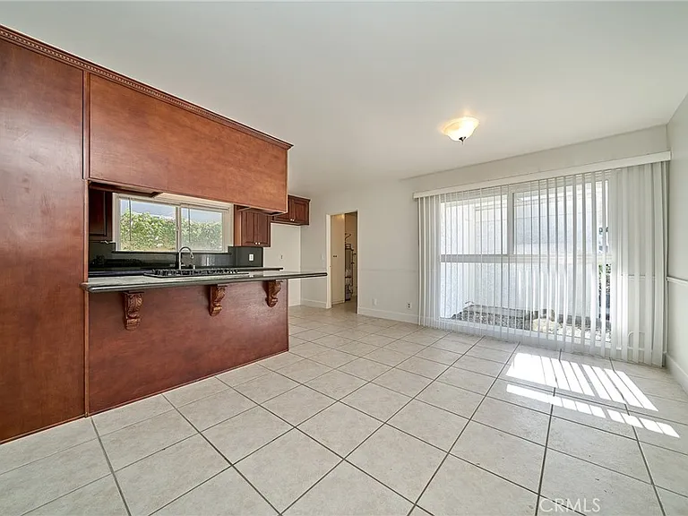 27916 Alvarez Dr — Photo 14