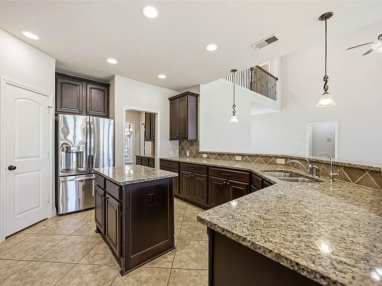 27707 Lodgemist Ct — Photo 8