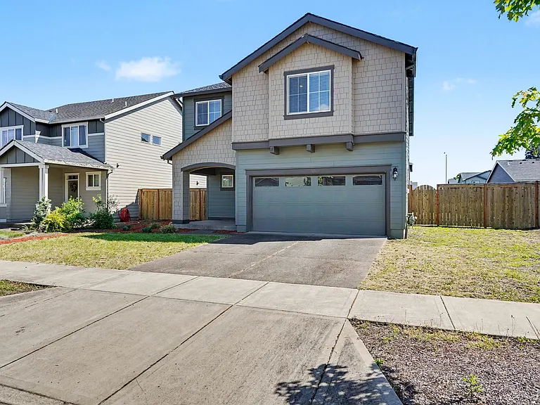 4748 Astronaut Ave NE — Photo 3