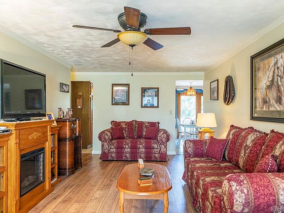 2nd image of 5261 Beechview Dr